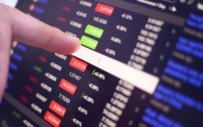 closeup-man-analysis-stock-chart-investment-trading-screen-analysis-graph-business-concept-broker-trader closeup-man-analysis-stock-chart-investment-trading-screen-analysis-graph-business-concept-broker-trader